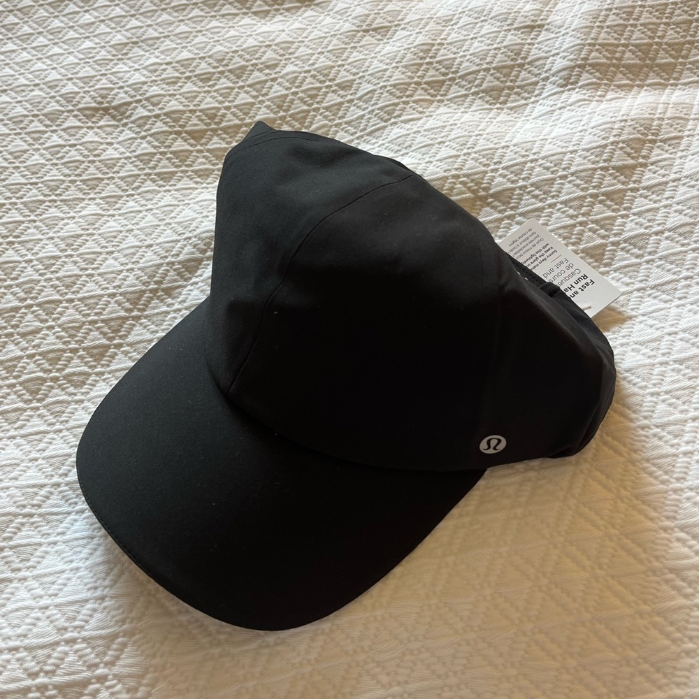 NWT Lululemon Fast and Free Hat